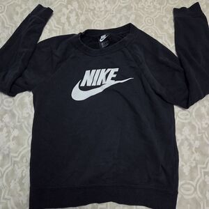 Nike Men's Black Crewneck Sweater